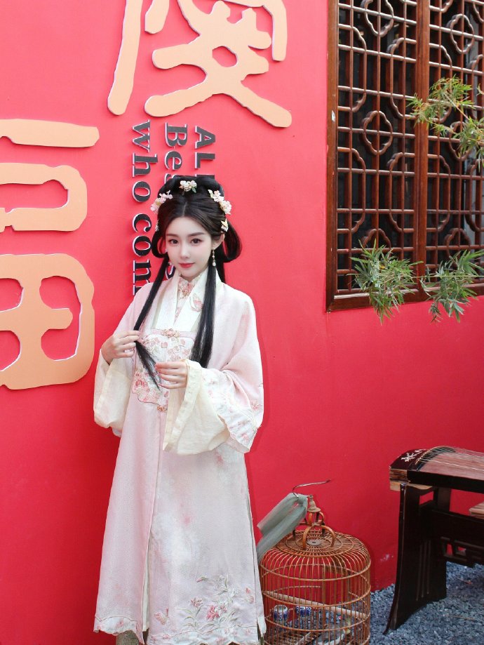 色，戒 封面